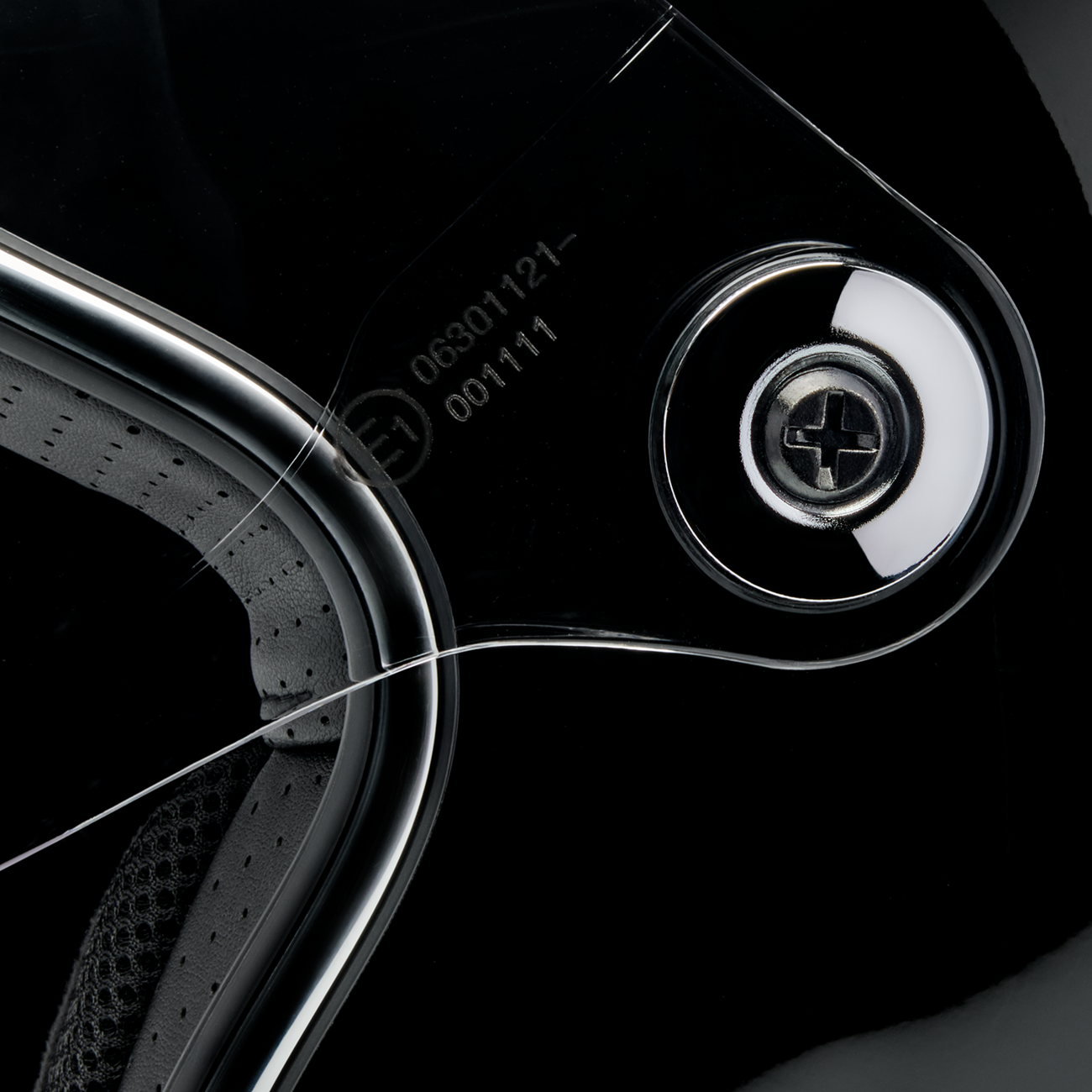 Tahoe™ Solid Helmet - Gloss Black