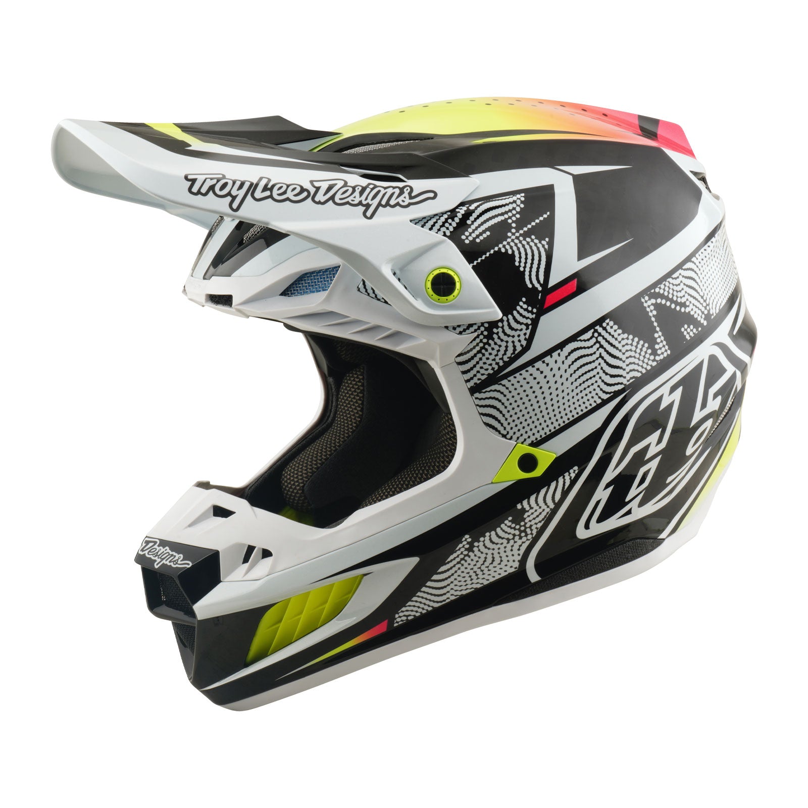 SE5 Carbon Helmet Lined up White