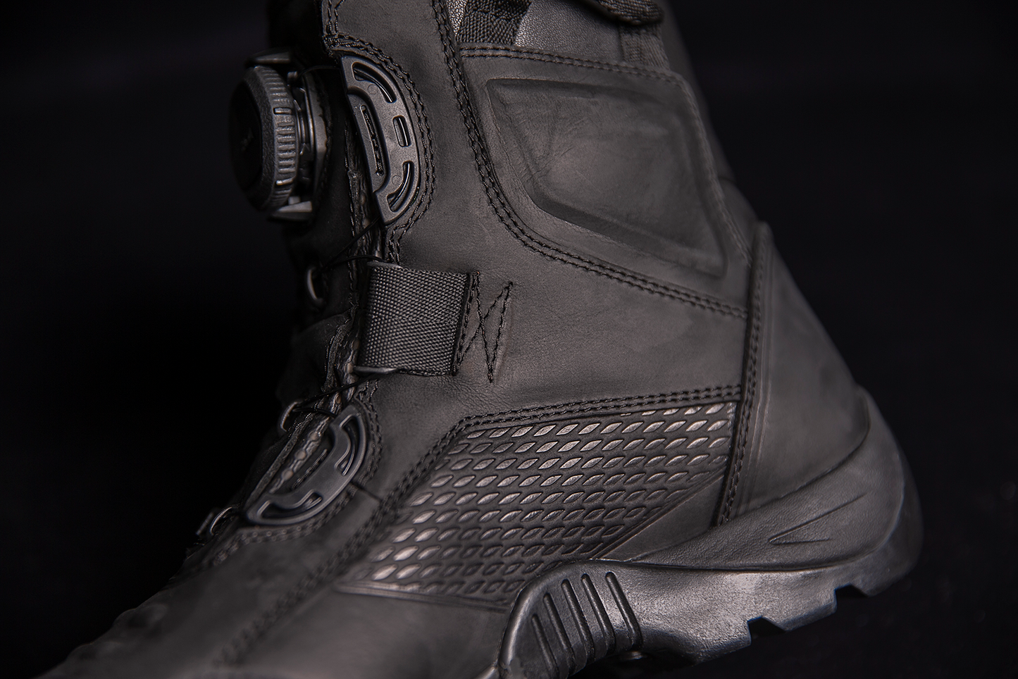 Stormhawk Boots - Black